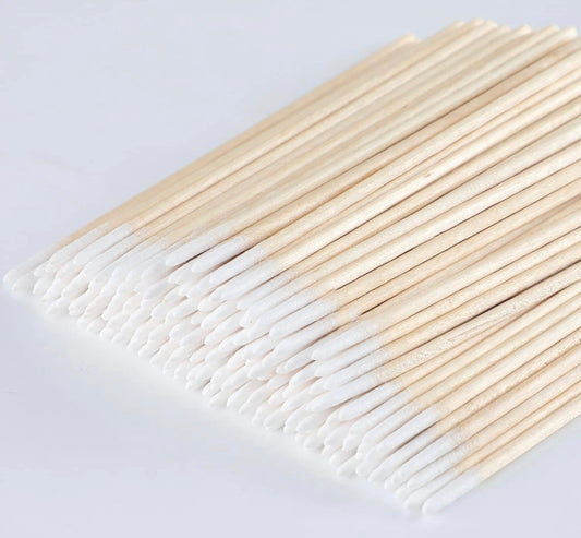 Cotton swabs pointed tip